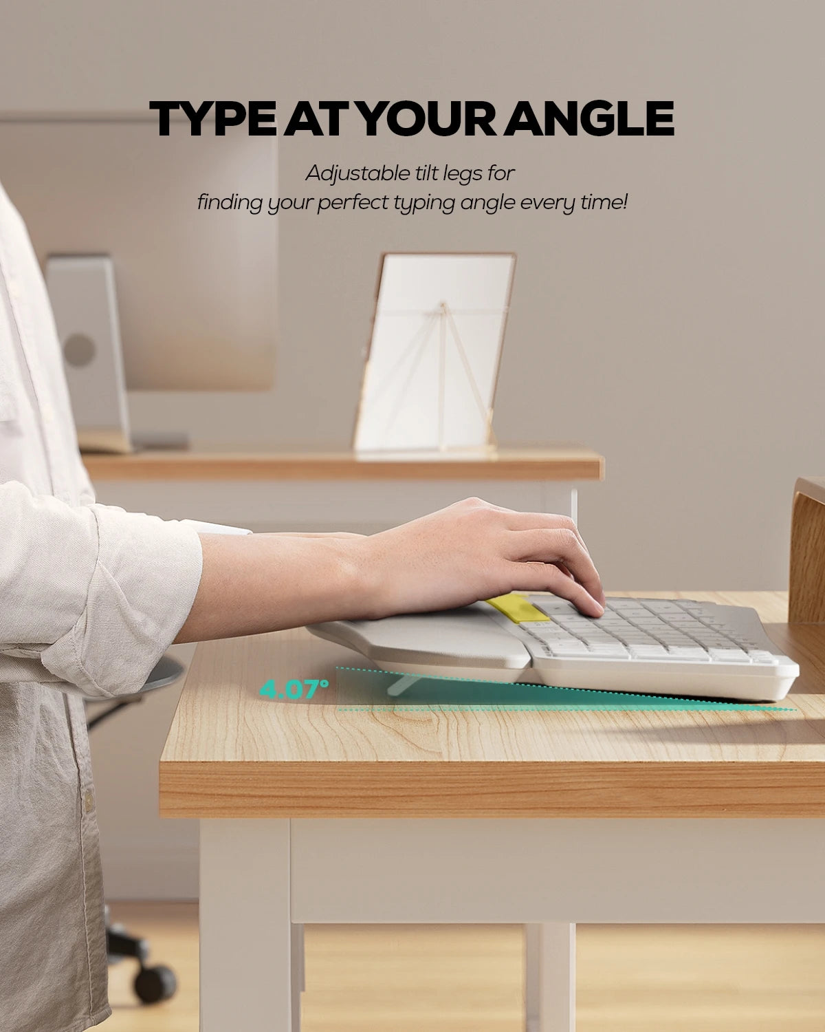 Collection of Nulea RT05B Wireless Ergonomic Keyboard in a gallery layout